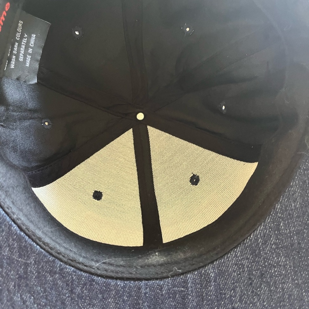 Supreme Dark Blue Hat with Red Logo NWOT - Picture 11 of 11